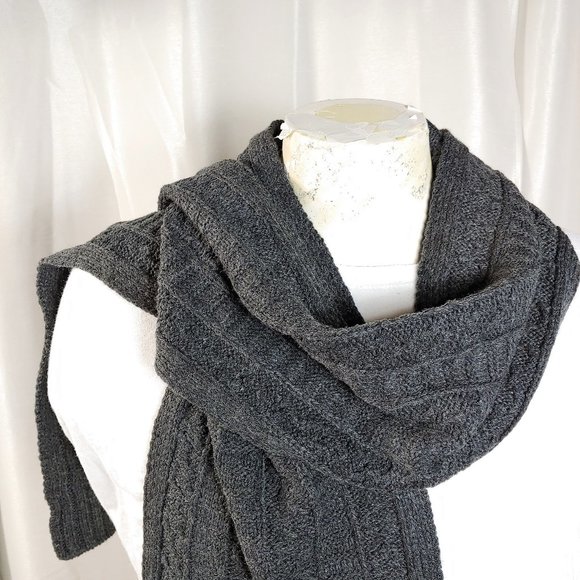 V. Fraas Cable Knit Scarf, NWT - Picture 3 of 5
